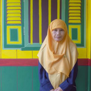 Dwi Gunarti-Guru Bahasa Inggris