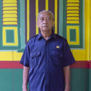 Slamet Riyadi-Gurus Bahasa Indonesia